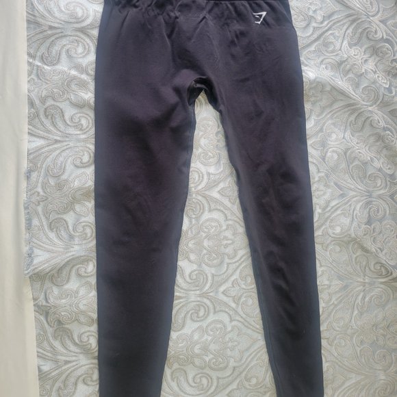 Gymshark small leggings - Picture 2 of 3